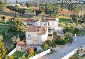 Casa / Villa T5 em Lamas de 278 m²