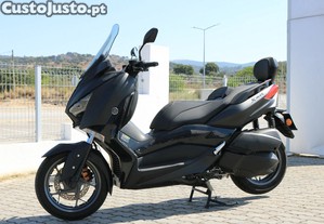 Yamaha X-Max 300 Tech Max