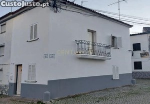 Moradia renovada em Zebreira, Idanha a Nova com Vista Campestre.
