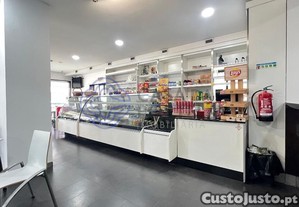 Trespasse de Pastelaria com Fabrico Próprio   Exce