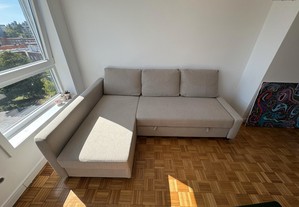 Sofá-cama / sleeping couch