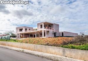 Moradia De Luxo T5, Vale Da Lama, Lagos