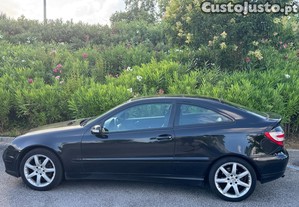 Mercedes-Benz C 220 Sport Coupé Evolution AMG