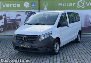 Mercedes-Benz Vito Tourer 9 LUGARES - 17
