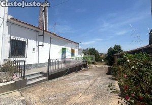 Quinta para situada em Aldeia da