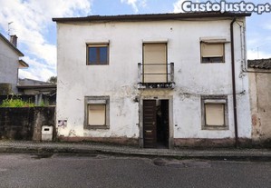 Moradia rústica em Avelar, Ansião.