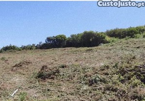 terreno urbano com 562m2, freguesia de Rio de Mouro