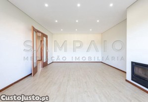 Apartamento T3- Rio Tinto/ Campainha!