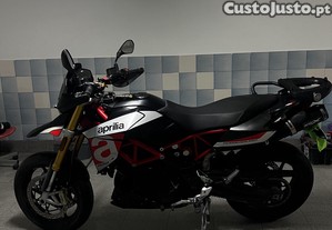 Aprilia Dorsoduro Factory