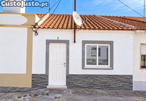 Moradia T2 em Canha, €249.000