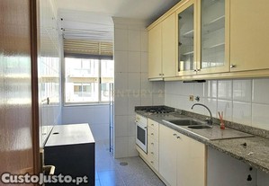 apartamento T1 situado na Rua Direita do Viso, em Ramalde, Porto