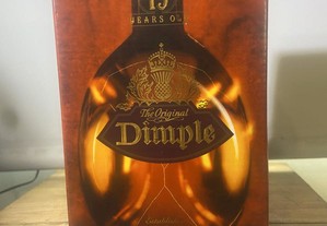 Whisky Dimple 15 anos com caixa original