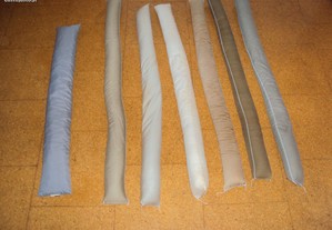 Sete rolos para calafetar porta e janela em tecido e material de isolamento