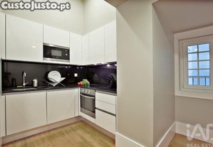 Apartamento T3 em Misericórdia