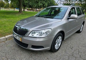 Skoda Octavia 1.6 Diesel - 12