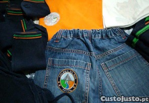 Roupa colgio do rio