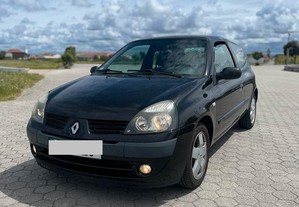 Renault Clio 1.5 dci 85cv comercial