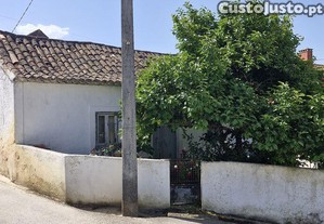 Casa / Villa T3 em Azambujeira e Malaqueijo de 82,