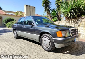 Mercedes-Benz 190 2.0D - 91