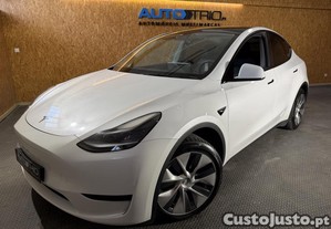 Tesla Model Y Standard RWD - 23