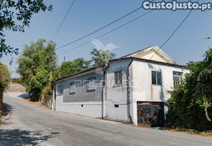 Moradia T2 em Crespos e Pousada, €180.000