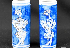 Par de jarras canudo, Porcelana da China, Decoração Flor de Amendoeira