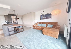 [240-A-25689] Apartamento T2 com Vista Mar Ave...