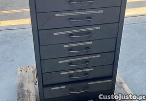Arm�rio chapa 9 gavetas n�75