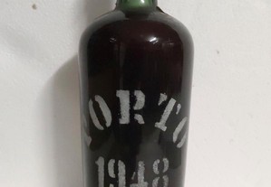 Garrafa de Vinho do Porto 1948