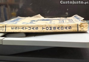 Estátuas Tombadas