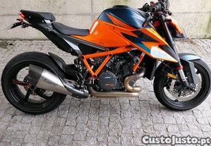 KTM R