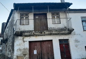 Casa em Justes - Vila Real (Excelente Negcio)