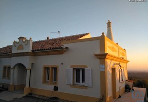 Casa / Villa T3 em Faro de 185,00 m²