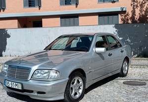 Mercedes-Benz C 200 2.2 CDi 102cv Pele