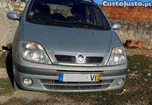 Renault Mégane Cinic - 03