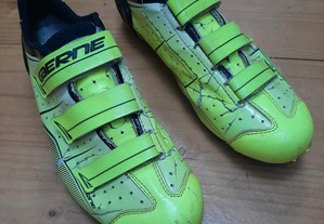 Sapatos de Ciclismo, ideais para praticar RPM ou BTT com fixadores SPD