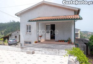 Moradia T1 em Almalaguês, €90.000