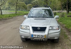 Suzuki Grand Vitara 2.0