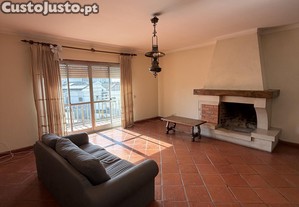 Apartamento T3 em quinta do anjo