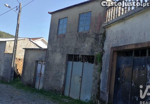 Casa / Villa em Aguda de 148,00 m²