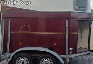 Reboque de Cavalos Bockmann