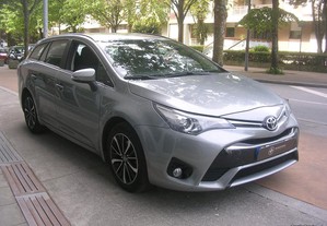 Toyota Avensis 2.0D TS Exclusive