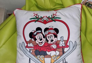 Almofada Disney Minnie Mouse e Mickey Mouse - Natal