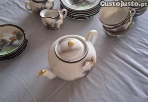 Meio servi�o de ch�, completo, em porcelana Japonesa Kutani