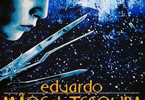 Eduardo Mãos de Tesoura (1990) Tim Burton, Johnny Depp IMDB: 8.0