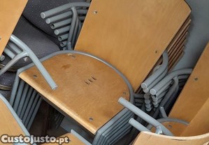 OPORTUNIDADE  / Cadeiras caf� bom pre�o 10  unidade