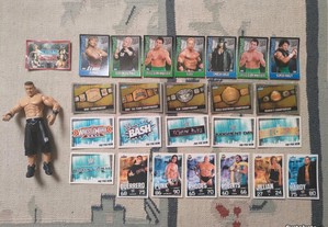 WWE Slam Attax 120 Cartas Variadas + Figura do John Cena (Como Novos)