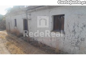 Terreno Com Moradia Para Reabilitar Com...