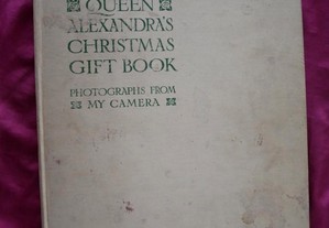 Queen Alexandras Christmas. Gift Book. Photograph