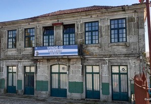 Comércio diverso T8 em Porto de 557,00 m²